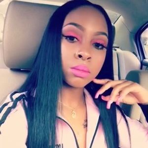 Meet your Posher, Destiny